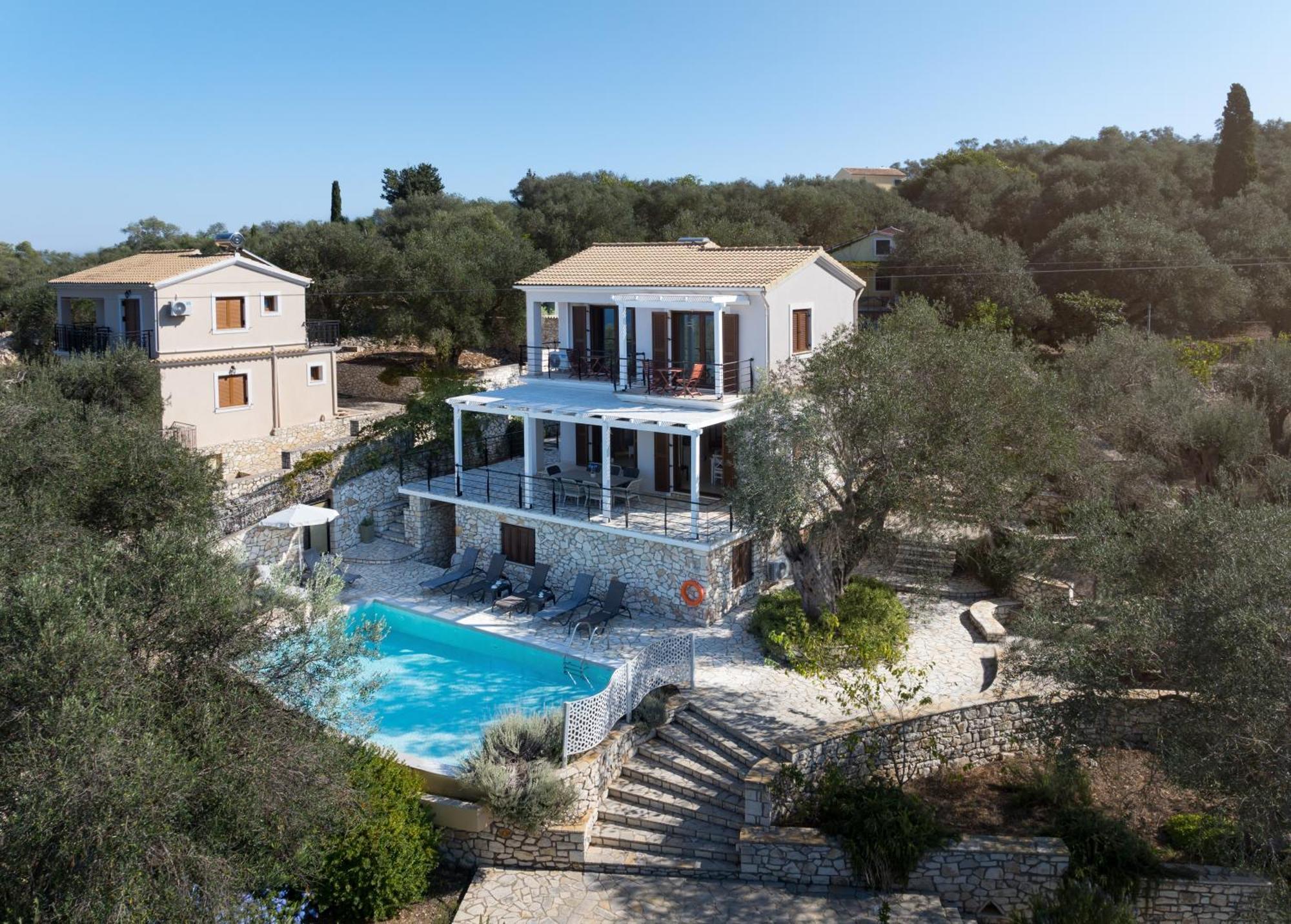 Villa Bougarini Haven Family Villa Rock Pool Oasis Ieromonachos Экстерьер фото