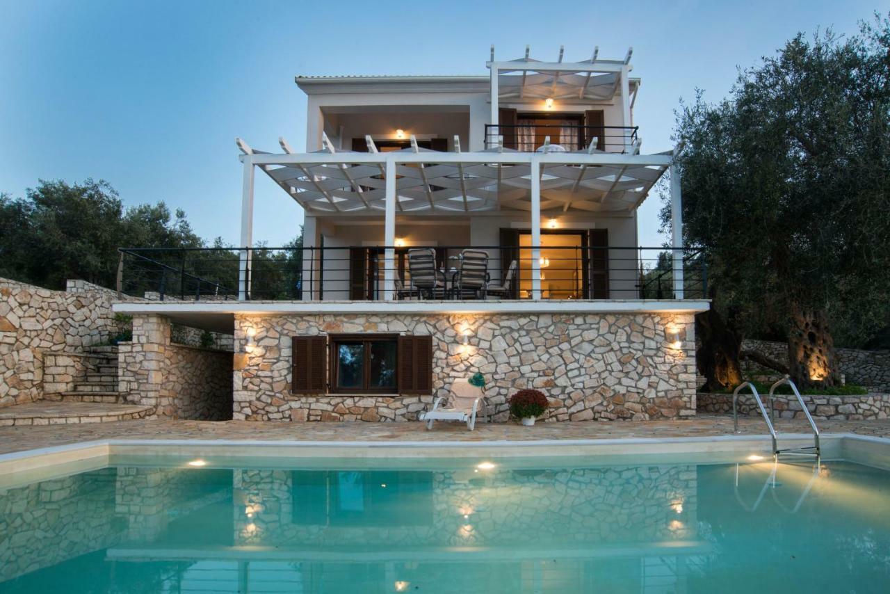 Villa Bougarini Haven Family Villa Rock Pool Oasis Ieromonachos Экстерьер фото