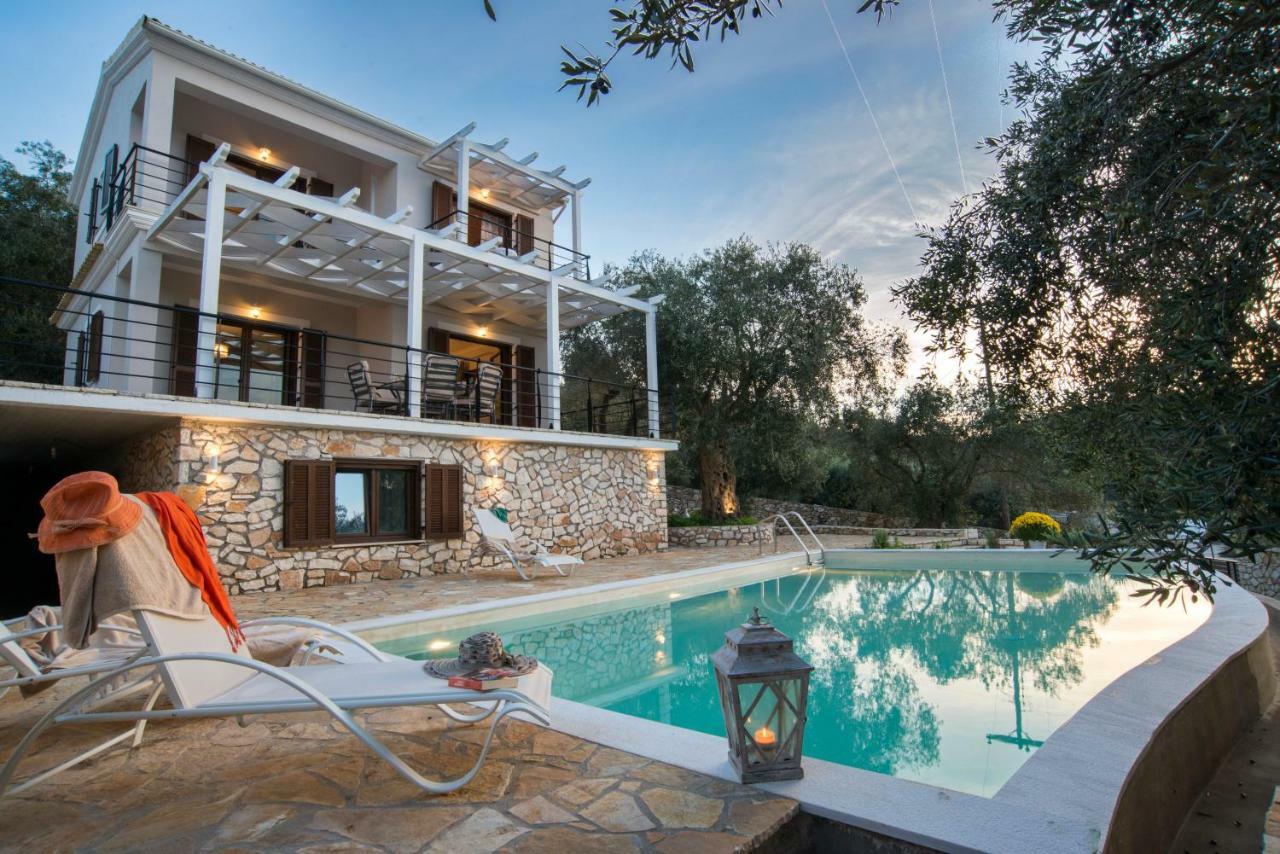 Villa Bougarini Haven Family Villa Rock Pool Oasis Ieromonachos Экстерьер фото